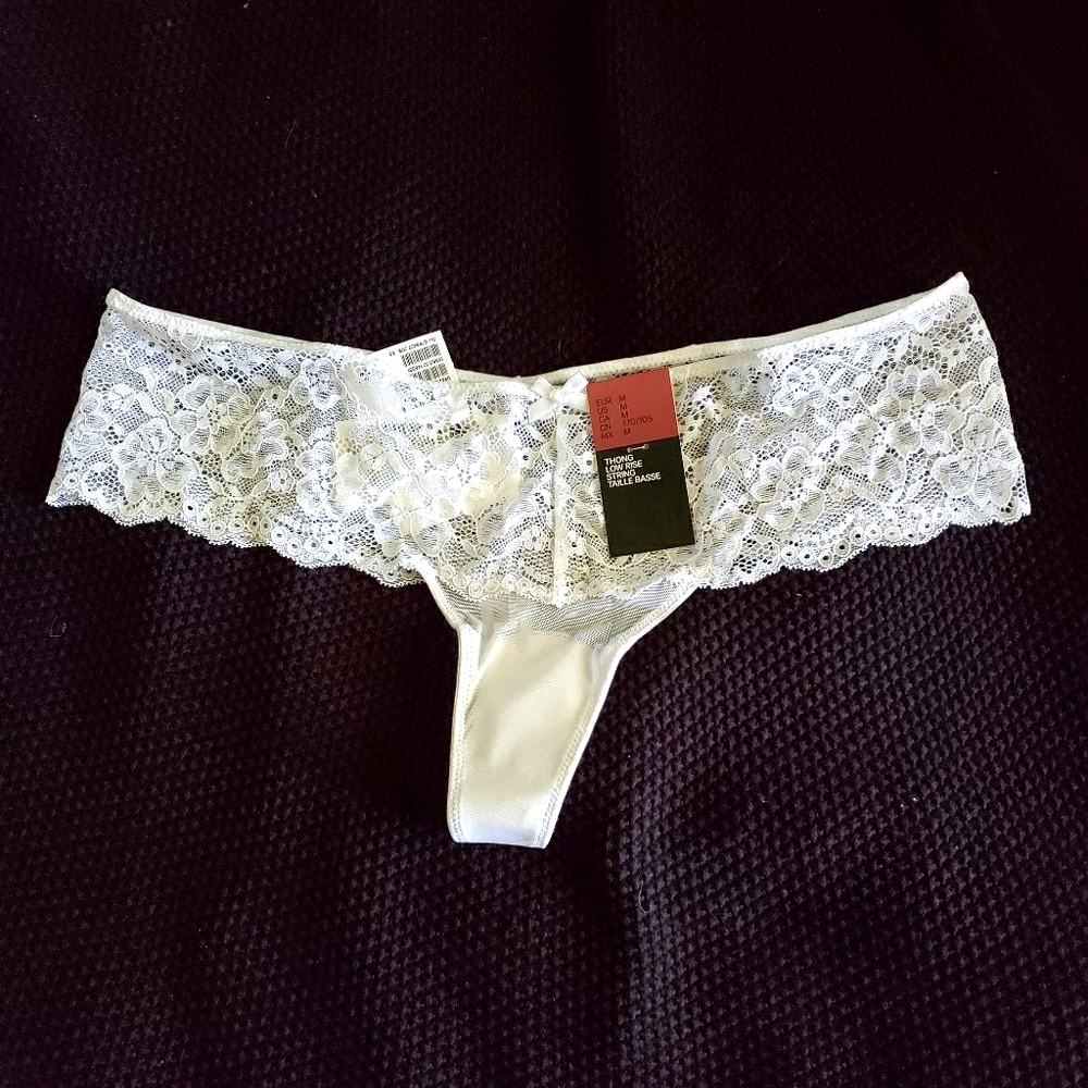 White lace thong